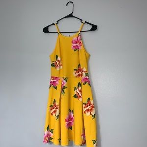 Yellow spring-time dress